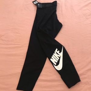 Nike Tight fit leggings plus size NWT